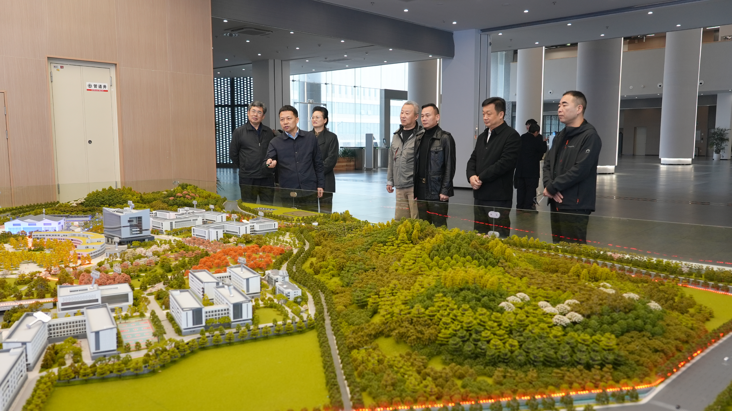 岳陽學(xué)院1.png 岳陽學(xué)院1.png